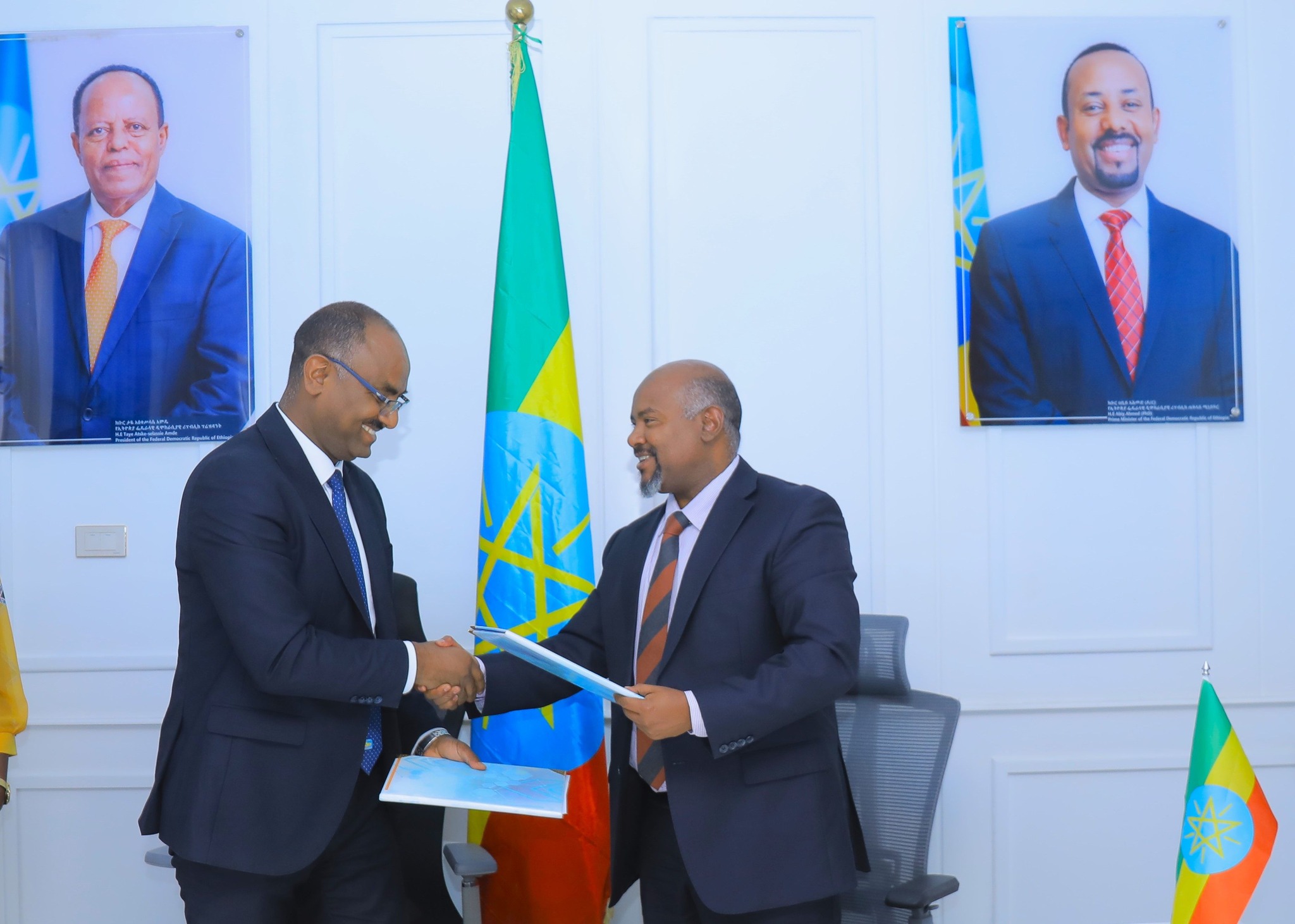 የገበሬውን እና የግብርና ቢዝነሶችን ኮንትራት እንዲሁም የፋይናንስ ተደራሽነት መረጃዎችን ዲጂታላይዝ ለማድረግ የሚያስችል ስምምነት ተፈረመ።