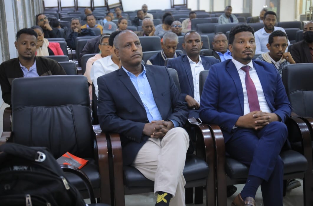 የሀገር በቀል እውቀቶችን ለሀገራዊ ኢኮኖሚ እድገት ለመጠቀም በምርምርና በቴክኖሎጂ ሊደገፉ ይገባል ዶ/ር ባይሳ በዳዳ፡፡