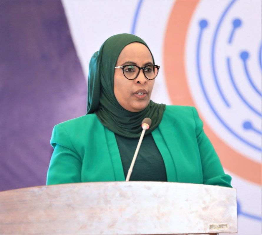 በኢትዮጵያ የተዘጋጀው የተለያዩ ሀገራትን ያሳተፈው አለም አቀፍ የቴክኖሎጂ ዓውደ ርዕይ ንቃት የተሞላበትና ብዙ የቴክኖሎጂ እውቀቶች ልምድ የተጋሩበት እንደነበረ ዶ/ር ፎዚያ አሚን ገለፁ፡፡