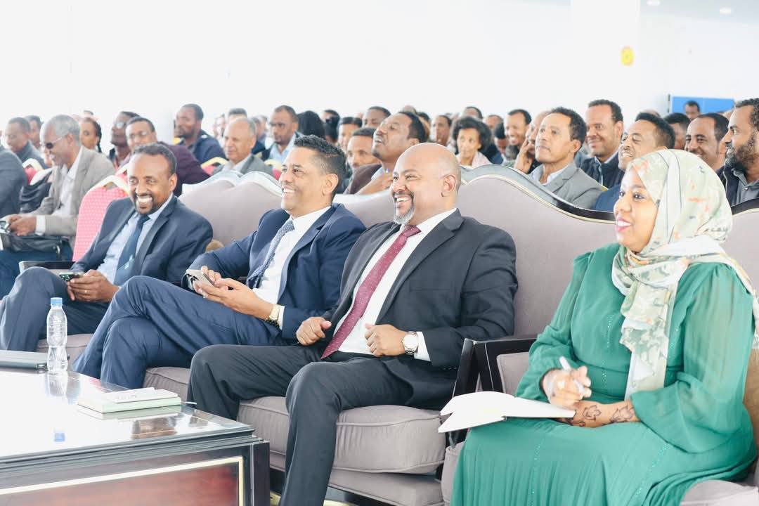 ብዝኃነትን የሃሳብ ምንጭ አድርጎ አካታችና አሳታፊ በማድረግ ለጋራ እድገት በጋራ መስራት ላይ የተያዘውን አቅጣጫ በቅጡ መረዳት ያስፈልጋል፡፡