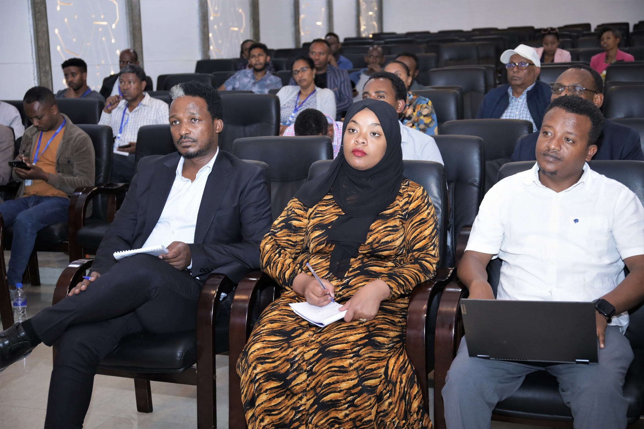 ሀገራዊ የዲጂታል ኢኮኖሚ ስኬትን ለማረጋገጥ ጊዜውን የዋጀና የተሻሻለ የኢ-ሰርቪስ አገልግሎትን መጠቀም ግዴታ መሆኑን ዶ/ር ይሹሩን ዓለማየሁ ገለፁ