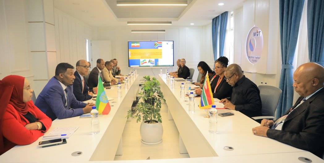 የኢፌዲሪ የኢኖቬሽንና ቴክኖሎጂ ሚኒስቴር  እና የደቡብ አፍሪካ ሪፐብሊክ ሳይንስ፣ቴክኖሎጂና ኢኖቬሽን ሚኒስቴር በሁለትዮሽ ጉዳዮች ላይ መክረዋል፡፡