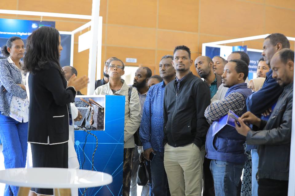 The Ministry of Innovation and Technology and the employees of called institutions visited the Ethiopian digital transformation journey exhibition and exhibition organized by Addis Ababa Science Museum.