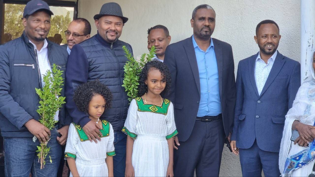 The government of Amhara National Region held a program for planting saplings and renovating homes for the underprivileged in Kombolcha.